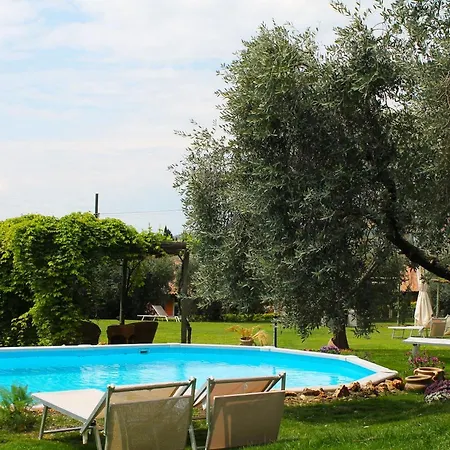 Le Casette Sul Garda Bed & Breakfast