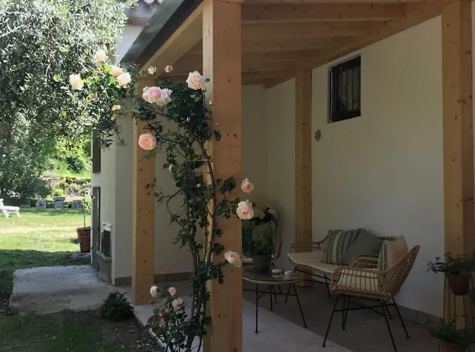 Le Casette Sul Garda Bed & Breakfast