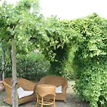 Le Casette Sul Garda Bed and Breakfast 4*