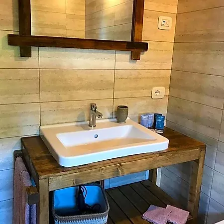 Alojamento de Acomodação e Pequeno-almoço Le Casette Sul Garda 4*